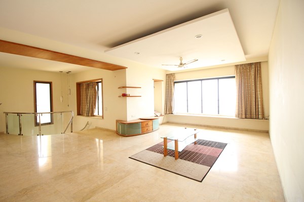 5 BHK Apartment for Sale in Bandstand Mumbai
