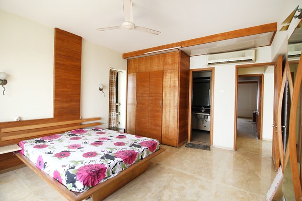 5 BHK Apartment for Rent in Bandstand Mumbai