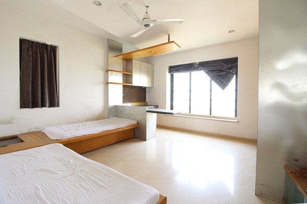 5 BHK Apartment for Rent in Bandstand Mumbai