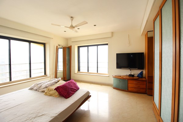 5 BHK Apartment for Rent in Bandstand Mumbai