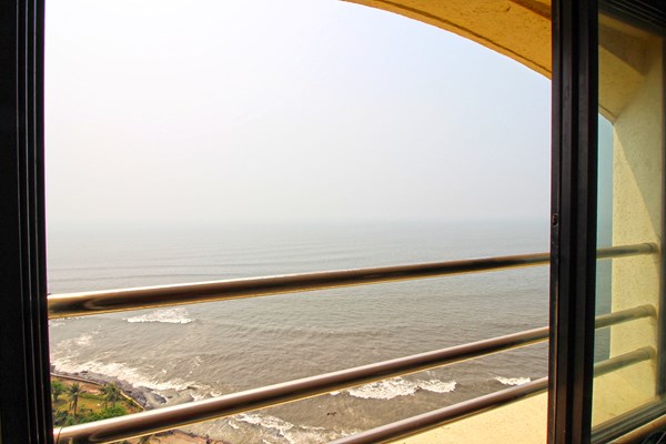 5 BHK Apartment for Rent in Bandstand Mumbai