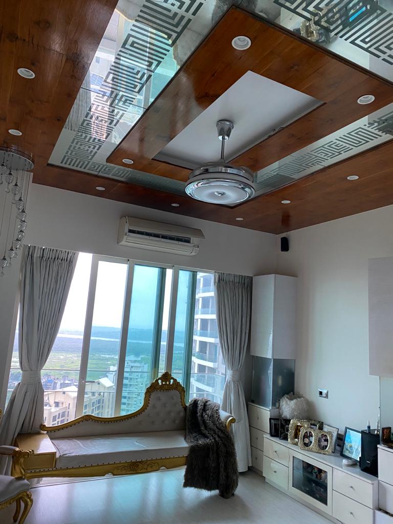 4 BHK Apartment for Sale in Andheri West Mumbai
