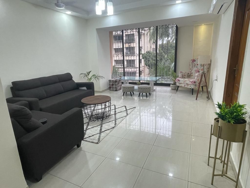 2 BHK Apartment for Sale in Bandra West Mumbai