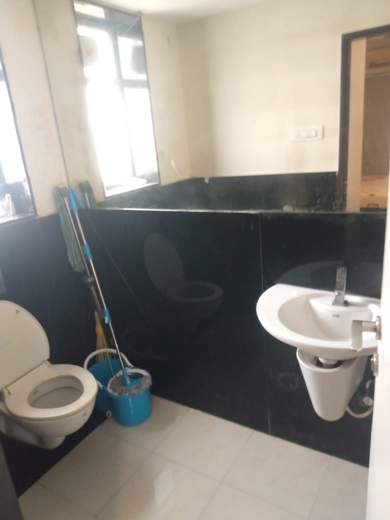 2 BHK Apartment for Sale in Mahim West Mumbai