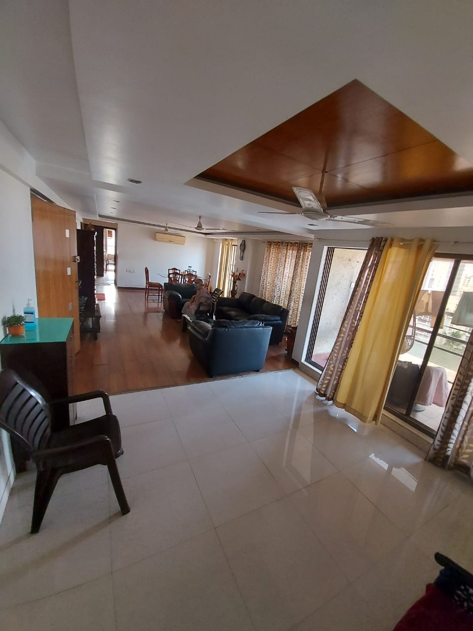 4 BHK Apartment for Rent in Khar West Mumbai