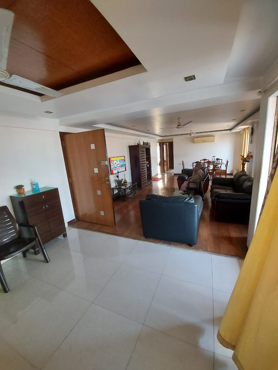 4 BHK Apartment for Rent in Khar West Mumbai
