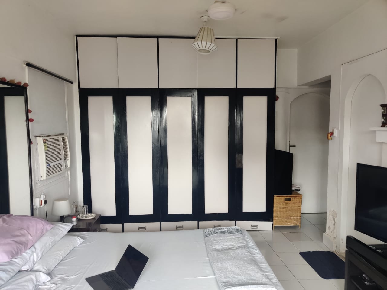 2 BHK Apartment for Rent in Pali Hill Mumbai