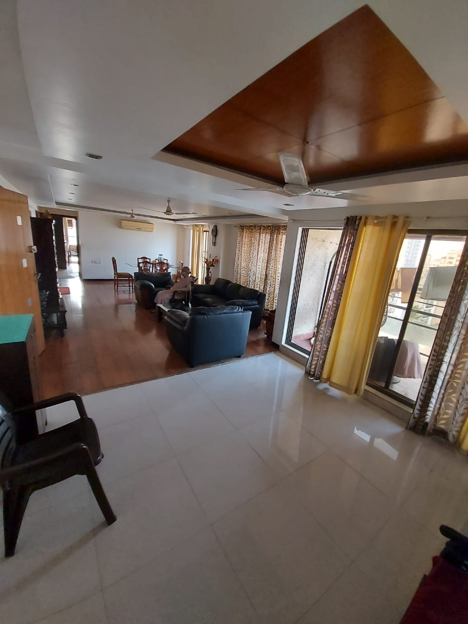 4 BHK Apartment for Sale in 14th rd Mumbai