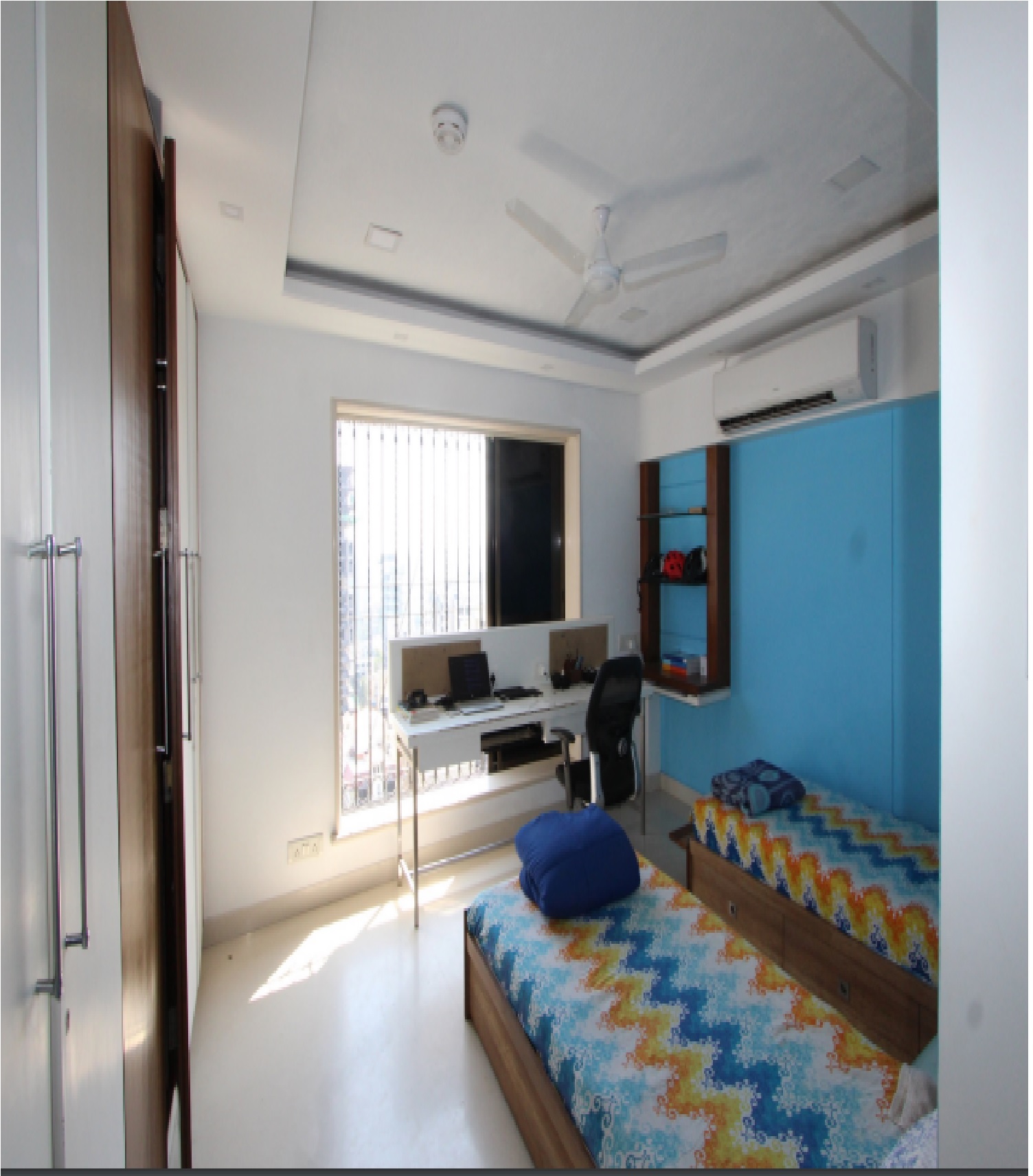 5 BHK Apartment for Sale in Khar West Mumbai