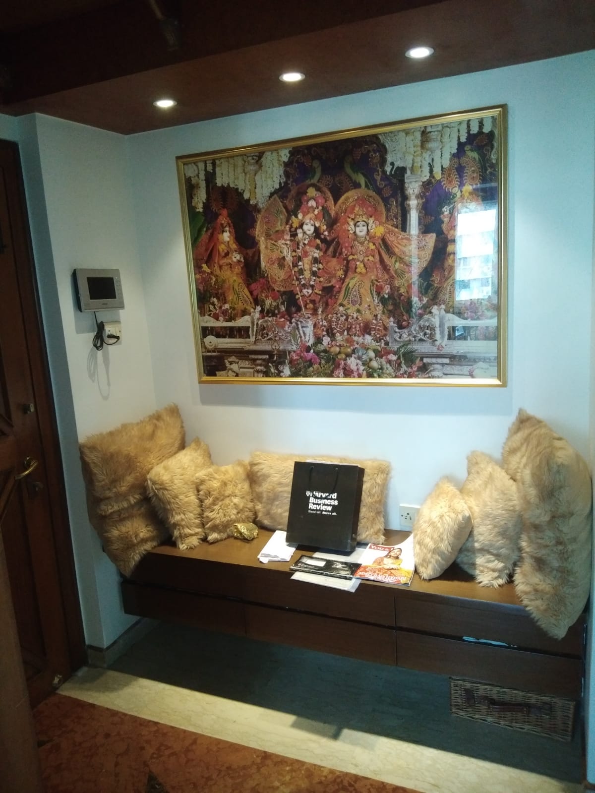 3 BHK Apartment for Sale in Perry cross road Mumbai