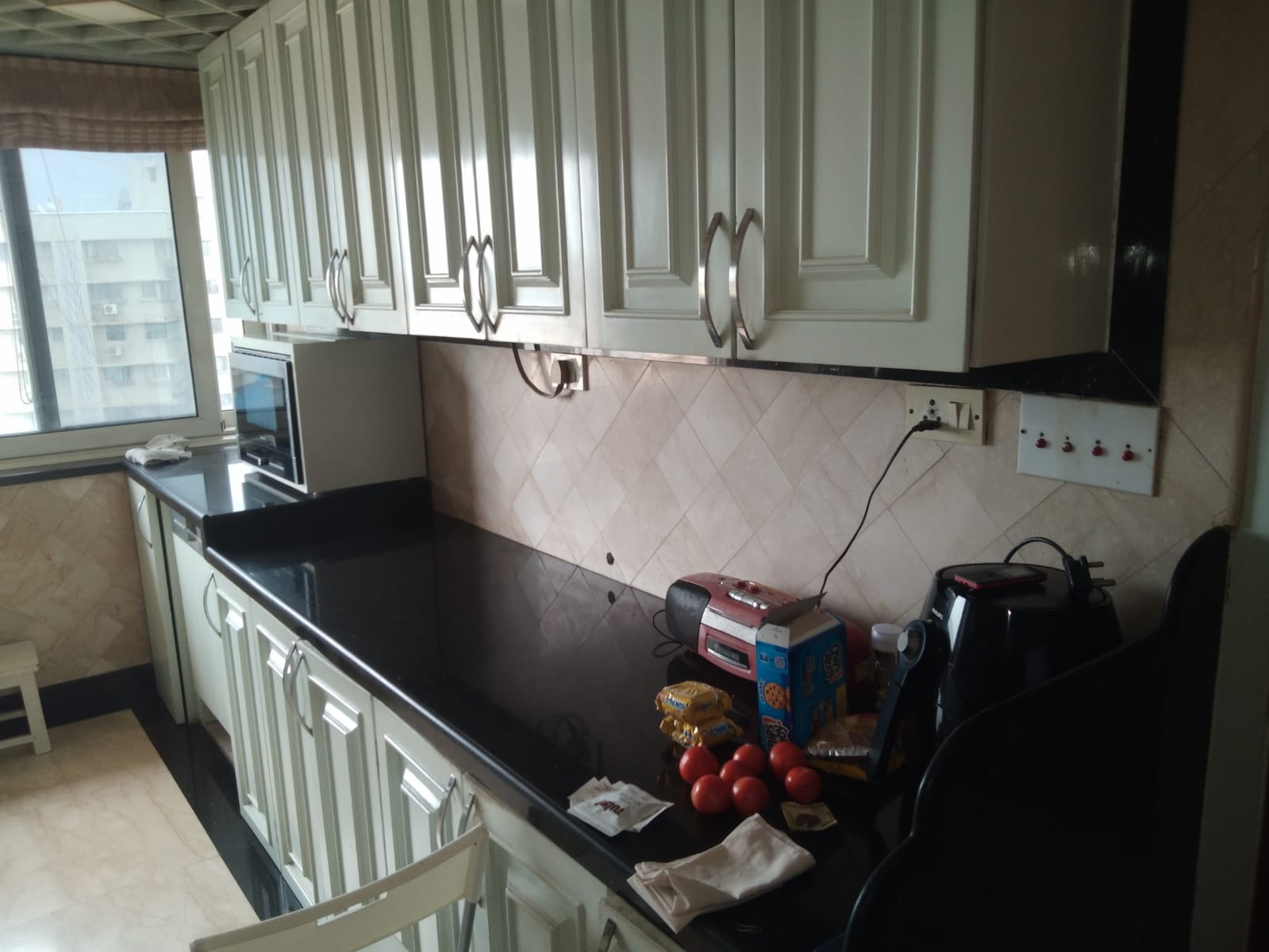 3 BHK Apartment for Sale in Perry cross road Mumbai