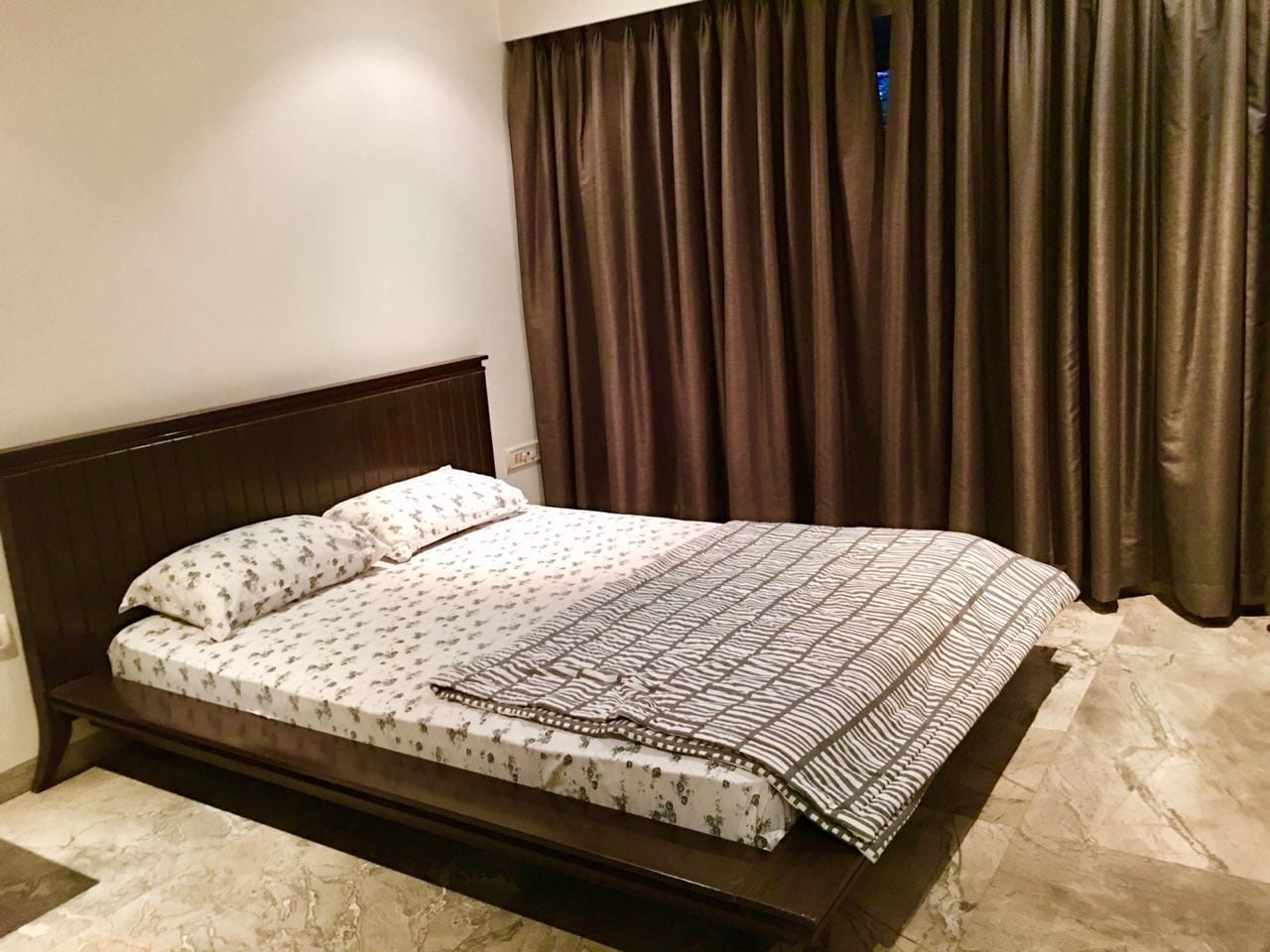 3 BHK Apartment for Rent in Pali Hill Mumbai