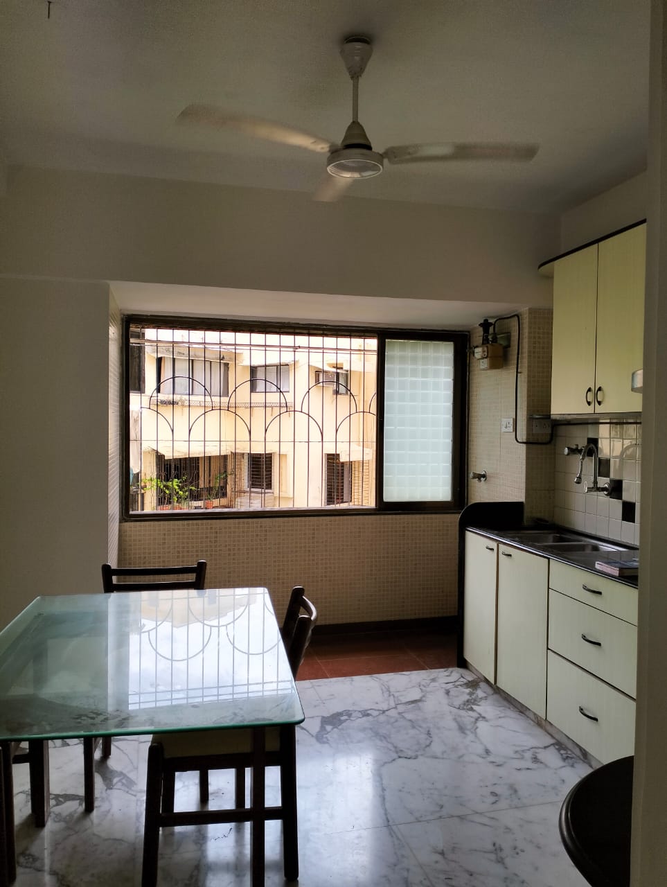 2 BHK Apartment for Sale in Juhu Mumbai