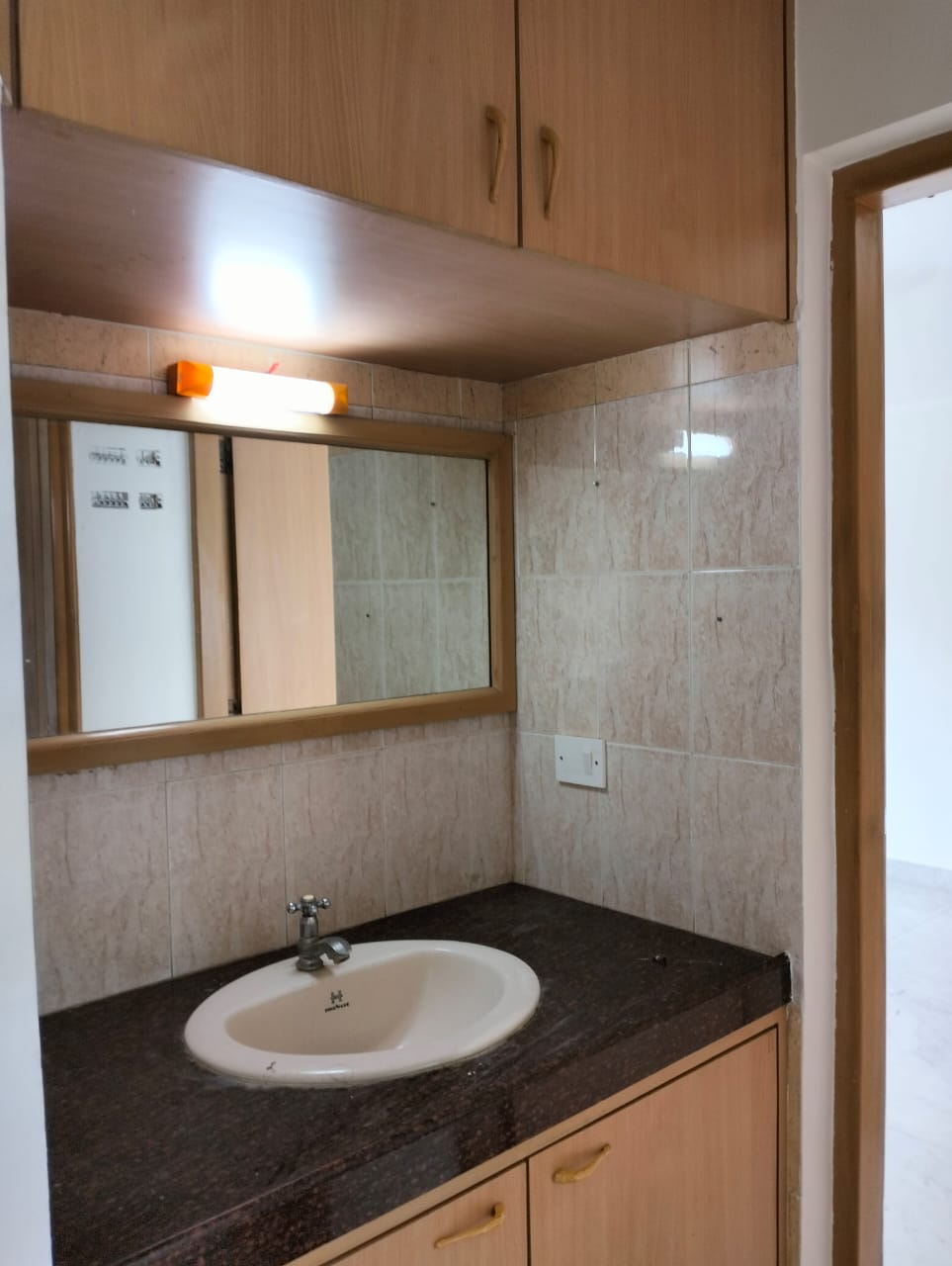 2 BHK Apartment for Sale in Juhu Mumbai