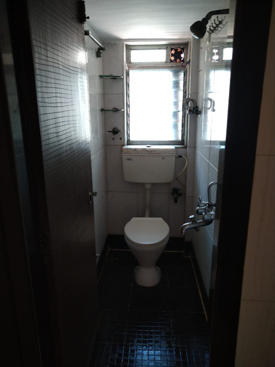 2 BHK Apartment for Sale in Juhu Road Mumbai
