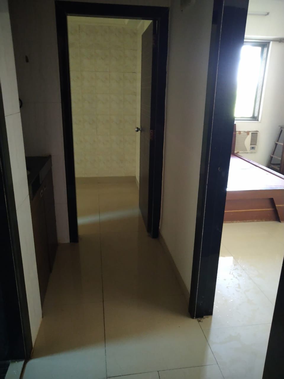 2 BHK Apartment for Sale in Juhu Road Mumbai