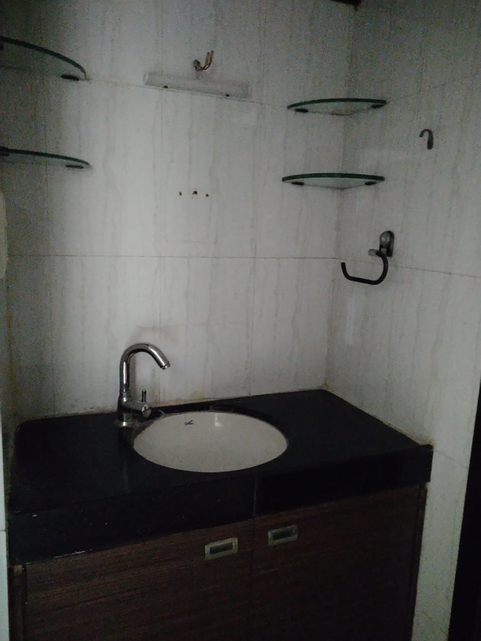 2 BHK Apartment for Sale in Juhu Road Mumbai