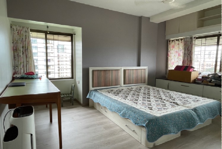 2 BHK Apartment for Rent in Bandra East Mumbai