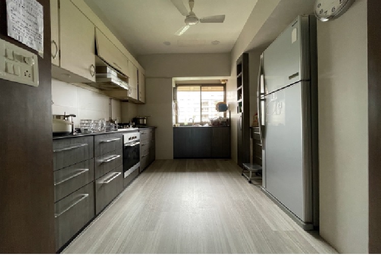 2 BHK Apartment for Rent in Bandra East Mumbai