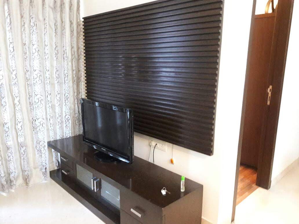 2 BHK Apartment for Rent in Hasnabad Lane Mumbai