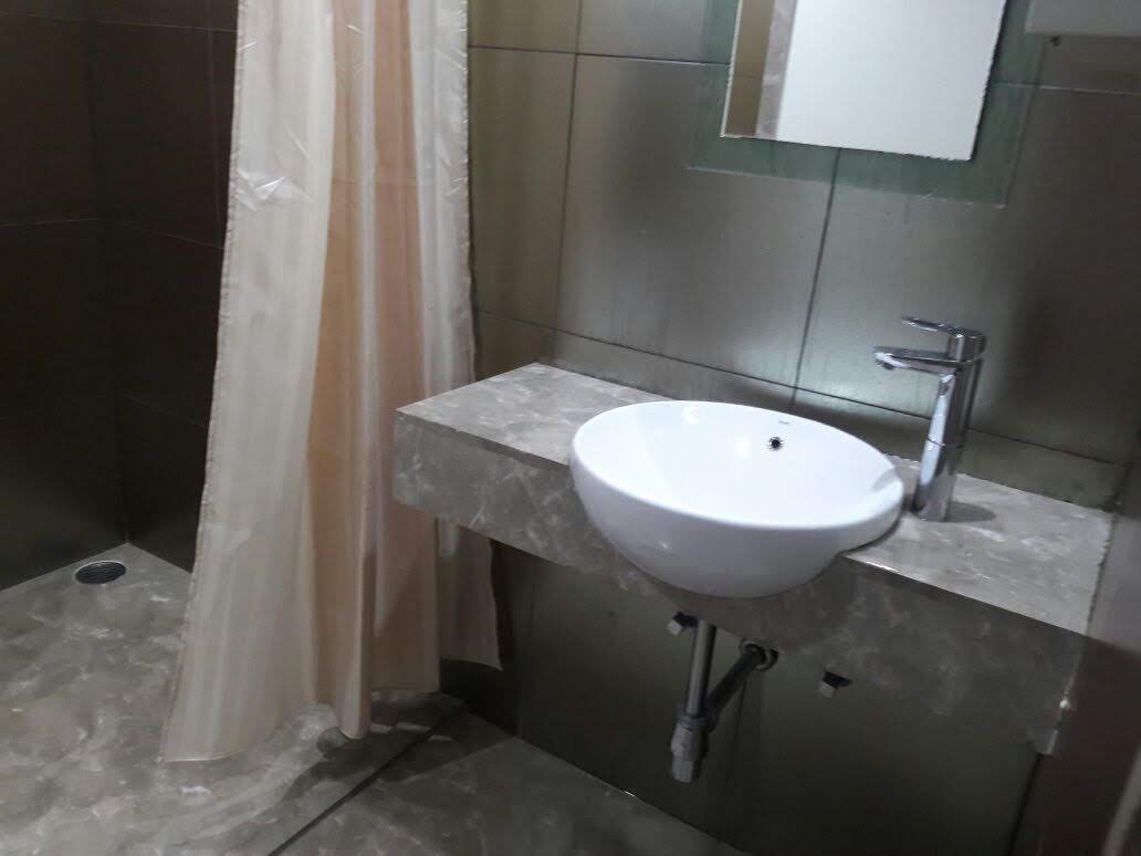 2 BHK Apartment for Rent in Hasnabad Lane Mumbai