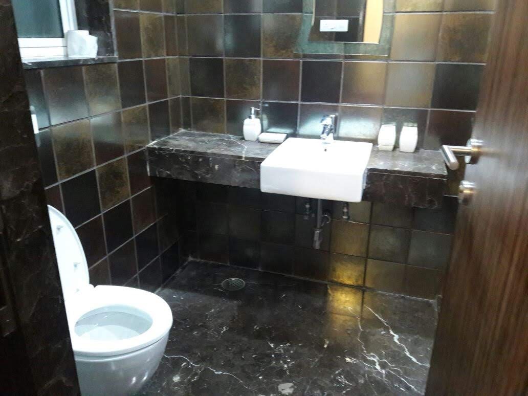 2 BHK Apartment for Rent in Hasnabad Lane Mumbai