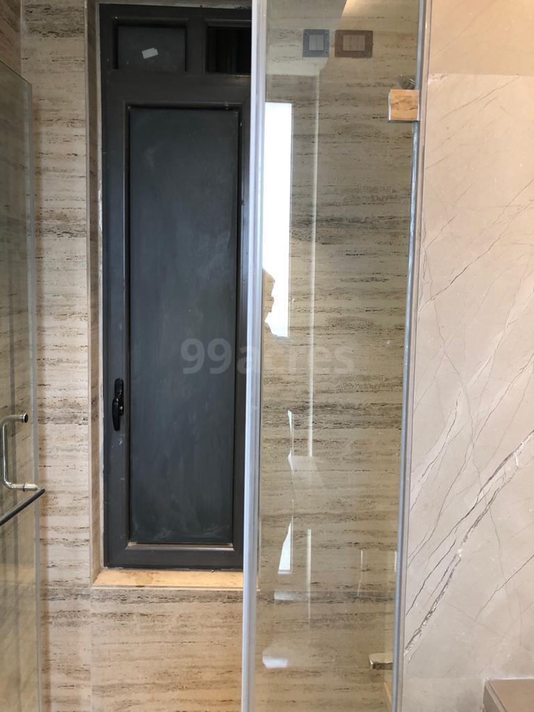 4 BHK Apartment for Rent in Bandra East Mumbai