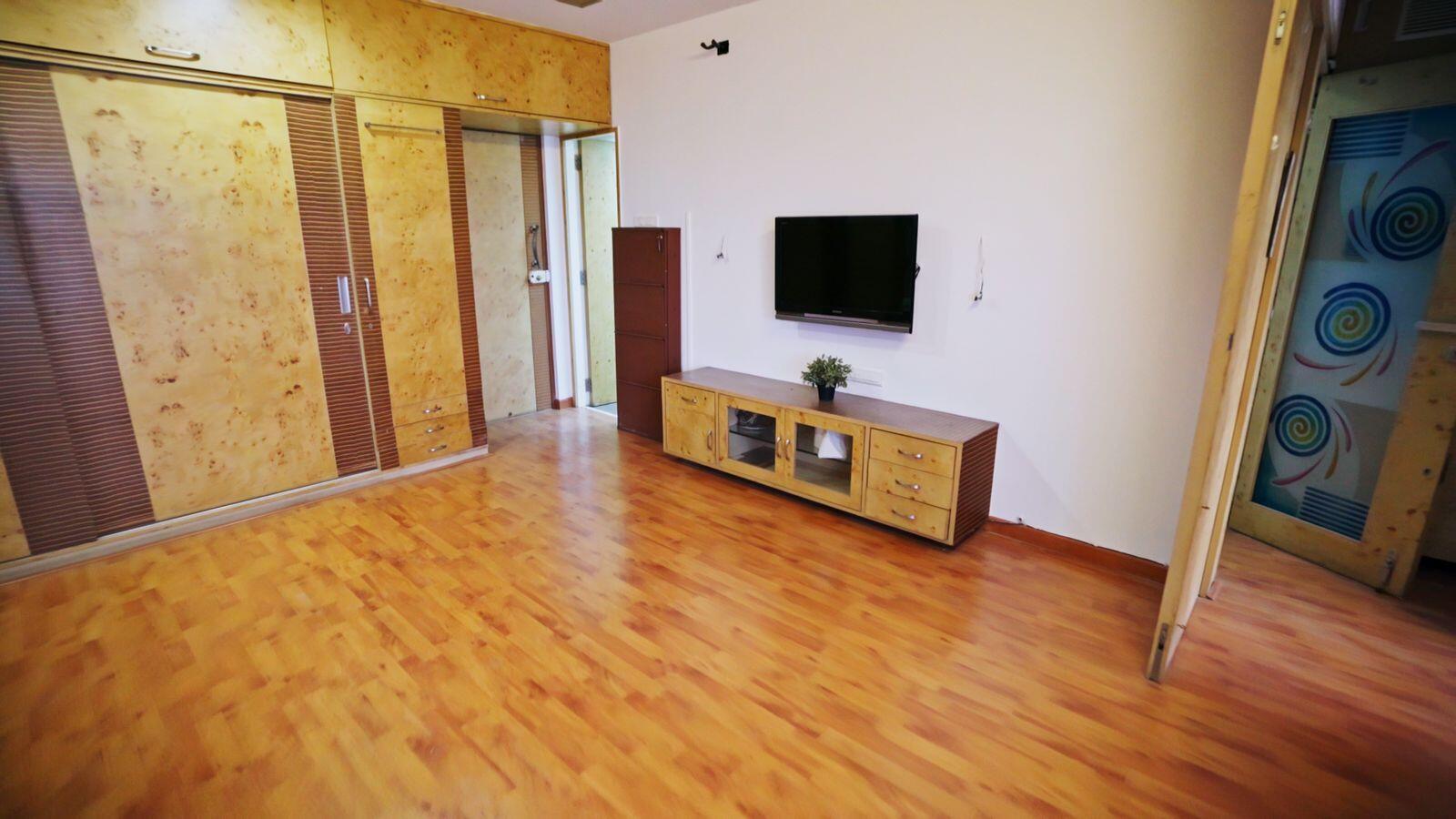 3 BHK Apartment for Rent in St.Domnic Road Mumbai