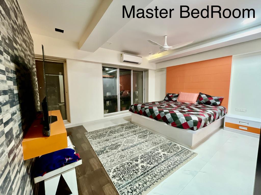 3 BHK Apartment for Sale in Andheri West Mumbai