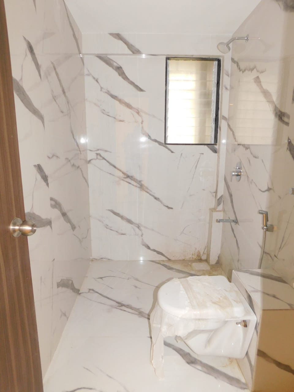 3 BHK Apartment for Sale in Khar West Mumbai