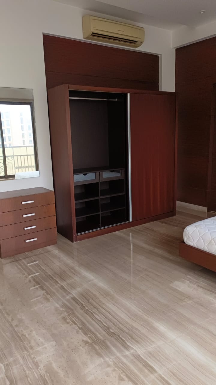 4 BHK Apartment for Rent in Central Avenue Mumbai