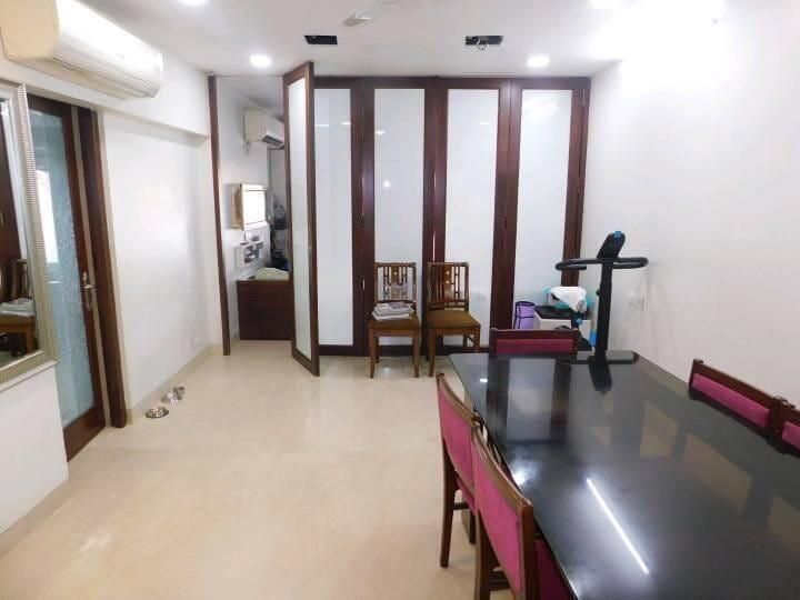 2 BHK Apartment for Sale in Bandra West Mumbai