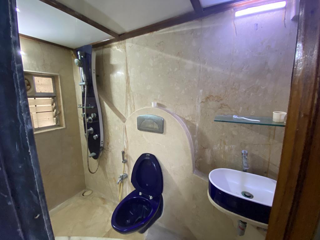 6 BHK Row House for Sale in Juhu Church Road Mumbai