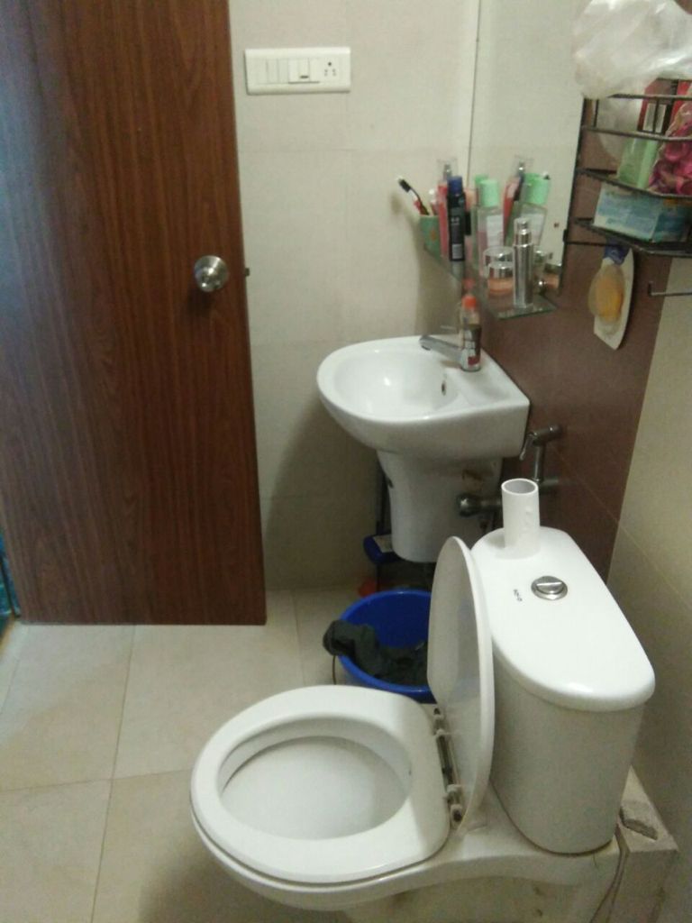 2 BHK Apartment for Rent in Khar West Mumbai