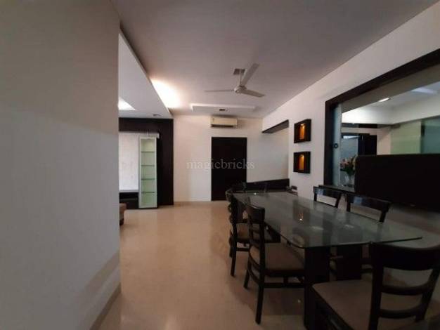 4 BHK Apartment for Sale in Off Linking Road Mumbai