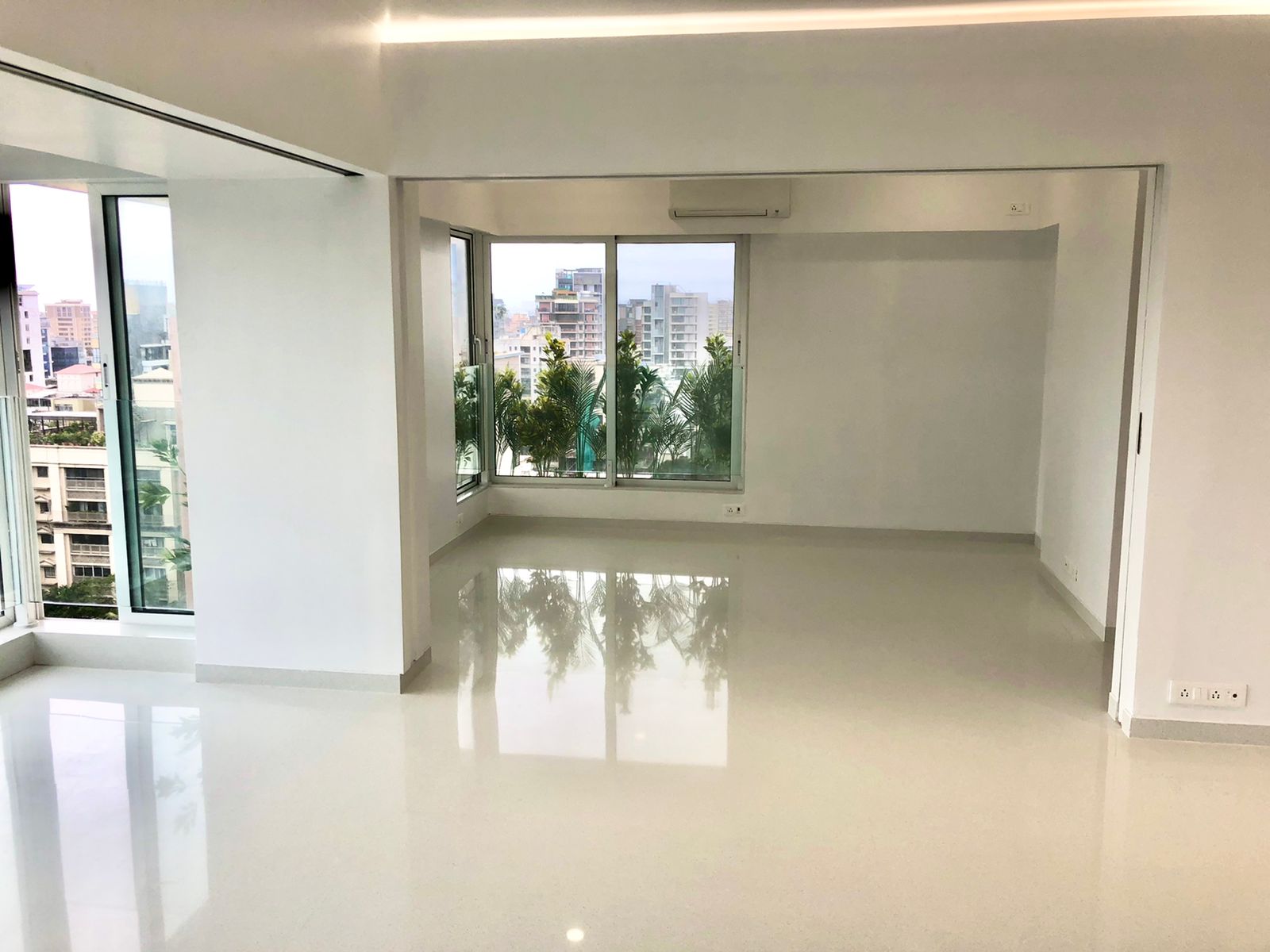 5 BHK Apartment for Rent in Khar West Mumbai