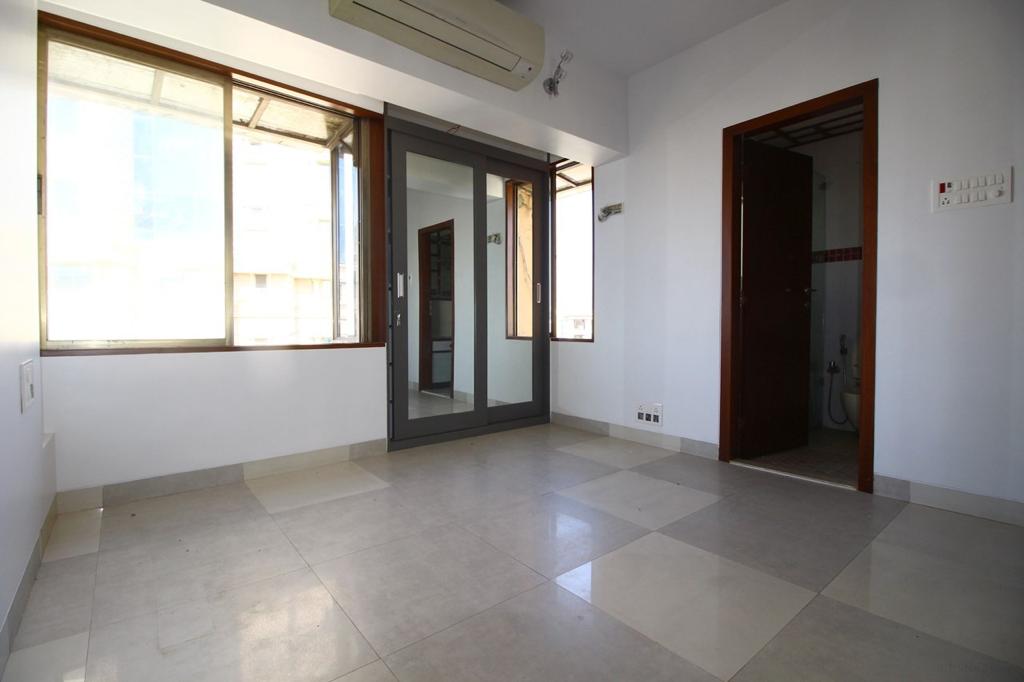 2 BHK Apartment for Rent in Perry cross road Mumbai