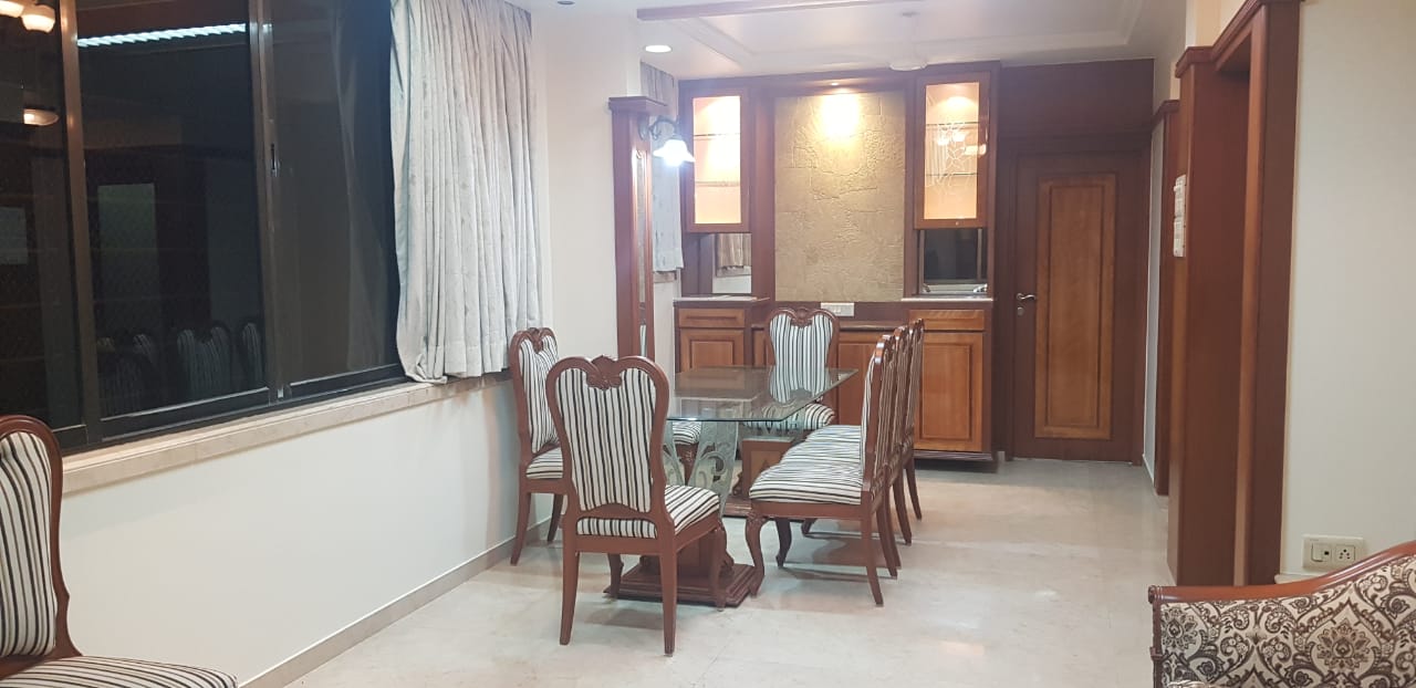 1 BHK Apartment for Rent in Bandra West Mumbai