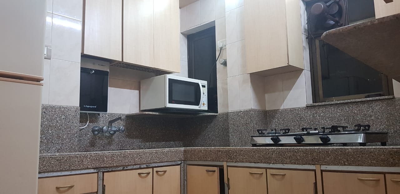 1 BHK Apartment for Rent in Bandra West Mumbai