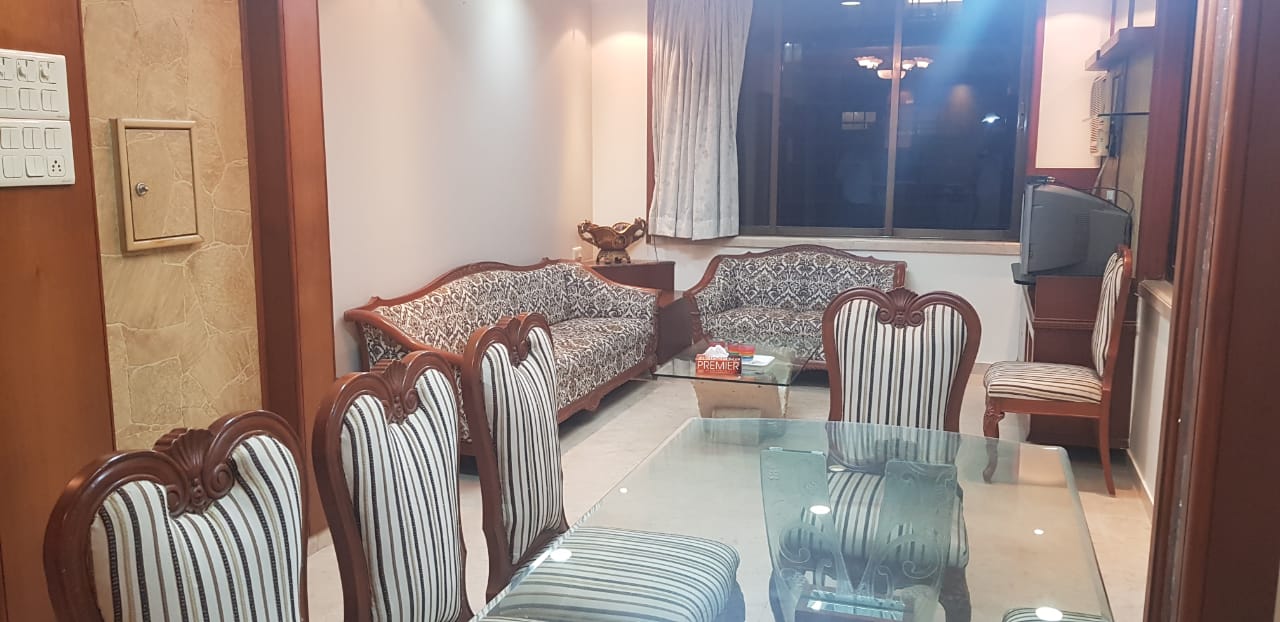 1 BHK Apartment for Rent in Bandra West Mumbai