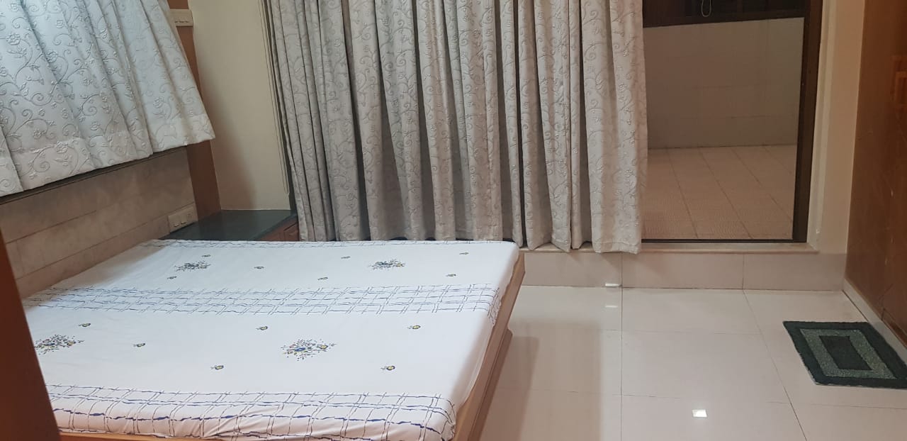 1 BHK Apartment for Rent in Bandra West Mumbai