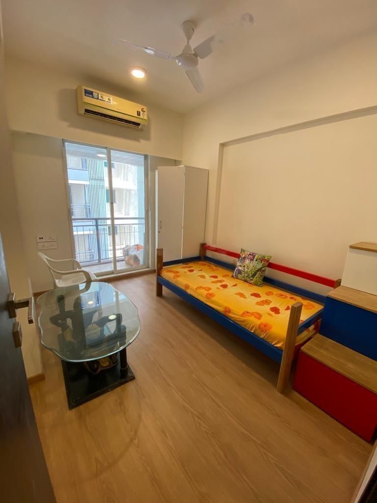 3 BHK Apartment for Rent in Kalina Mumbai