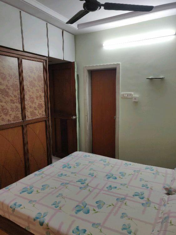 2 BHK Apartment for Rent in Perry cross road Mumbai