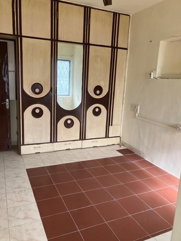 2 BHK Apartment for Rent in Junction of Turner Road Mumbai