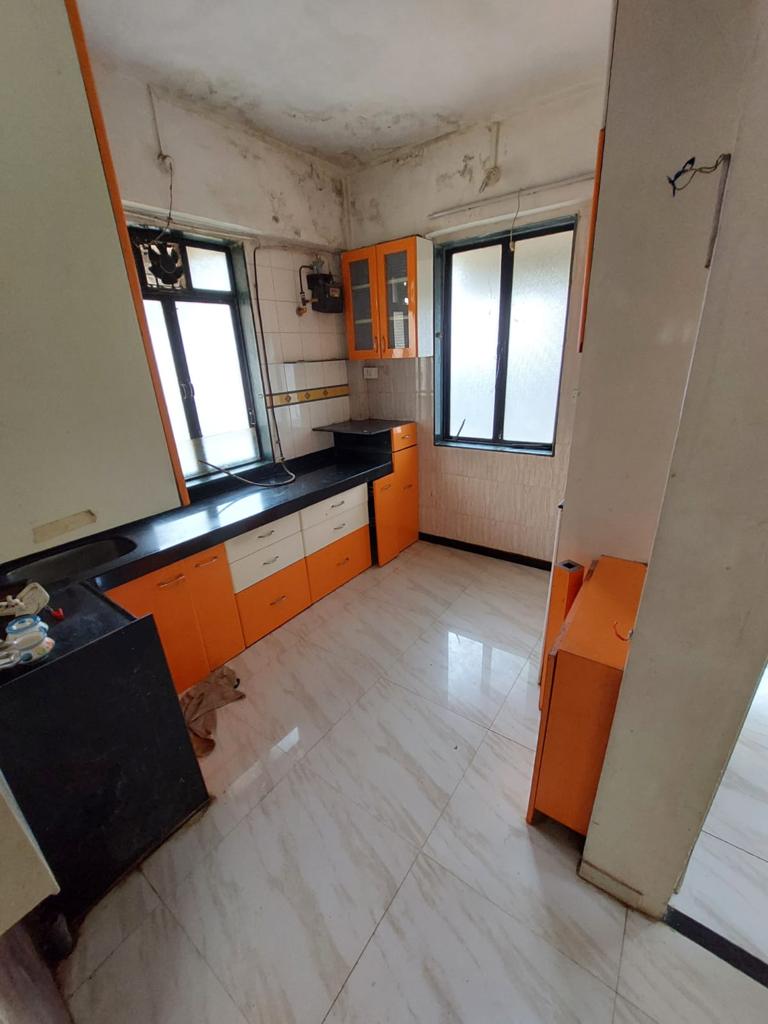 2 BHK Apartment for Rent in Santacruz West Mumbai