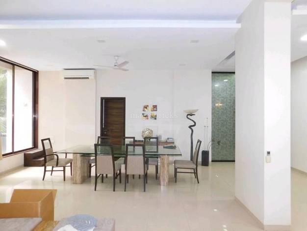 4 BHK Apartment for Rent in JVPD Mumbai