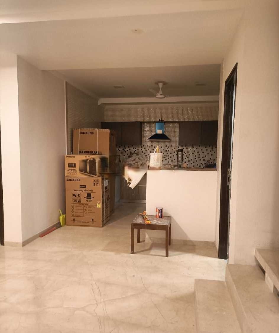 6 BHK Apartment for Rent in Kalina Mumbai