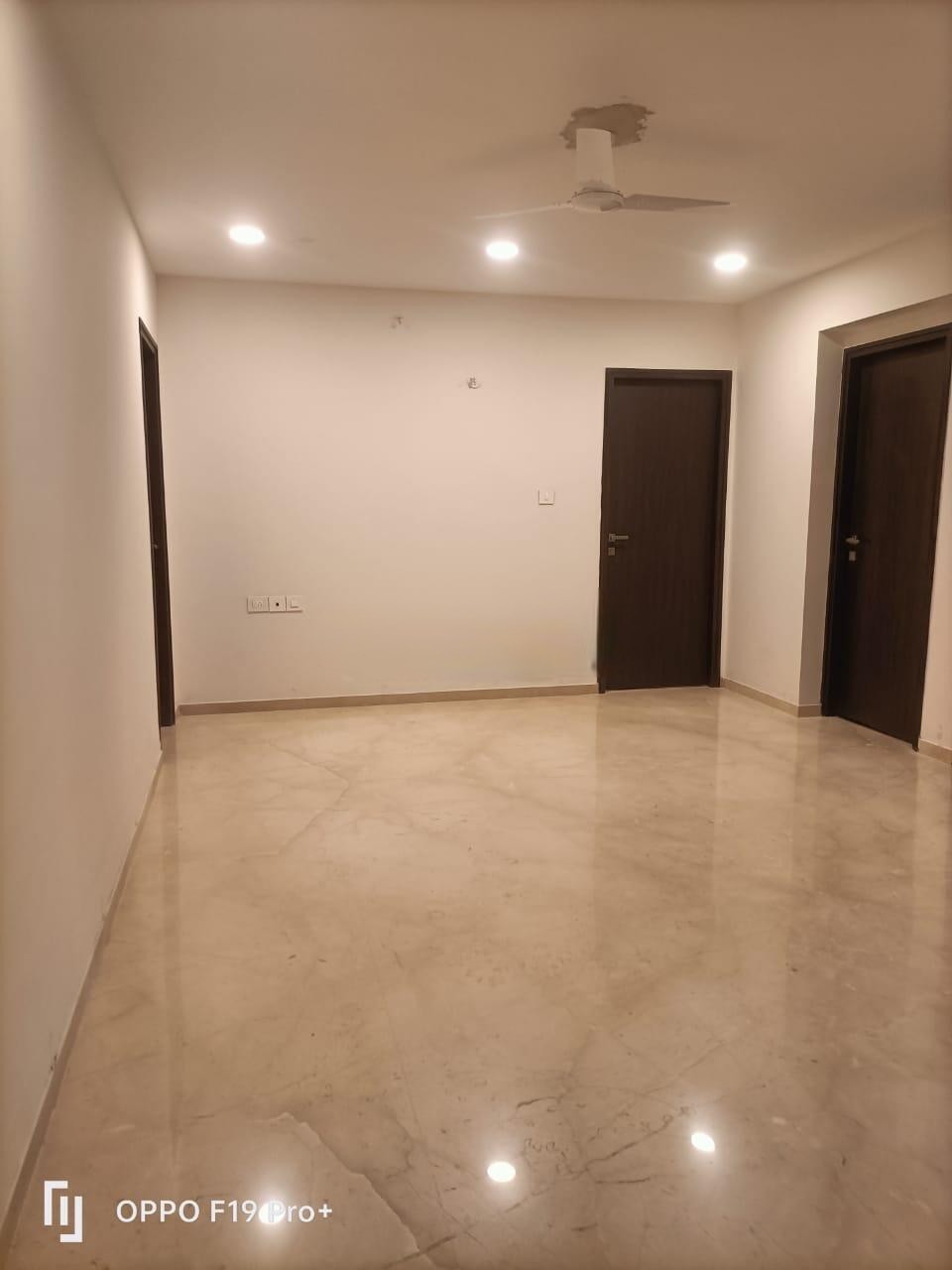 6 BHK Apartment for Rent in Kalina Mumbai