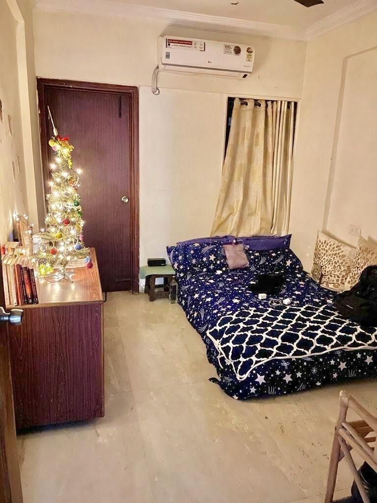 3 BHK Apartment for Sale in Juhu church rd Mumbai