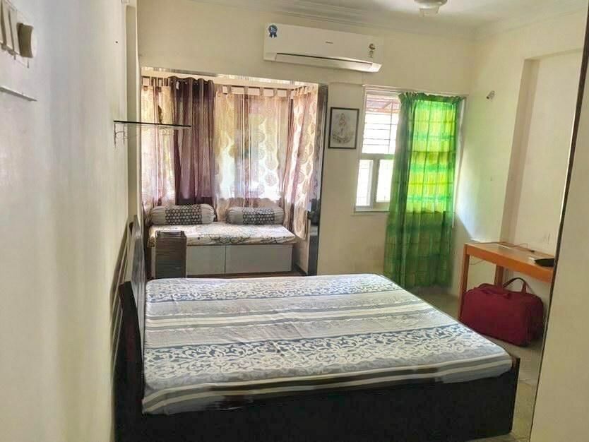 3 BHK Apartment for Sale in Juhu church rd Mumbai